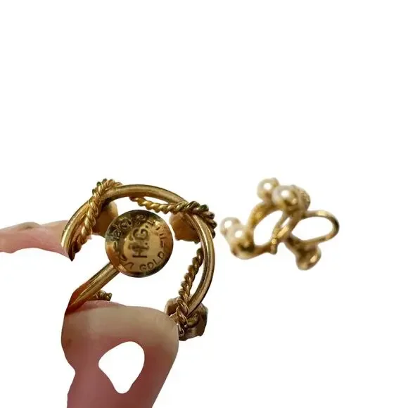 1950's Henry Griffith & Sons 1/20 - 12 K Gold Filled Pearl Screw back Earrings - Picture 8 of 13